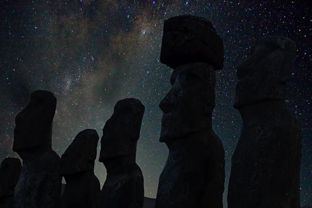 moai-stars_1608296i